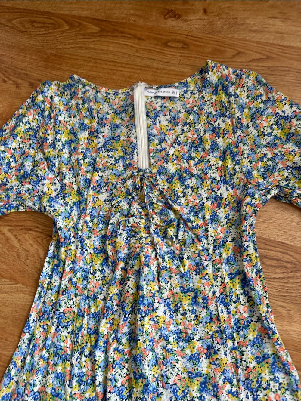 Faithfull the Brand floral mini dress Size 10 Blue White Yellow Orange - Picture 2 of 13